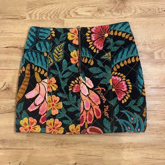 Farm Rio Black Flowerdoscopic Canvas Mini Skirt Quilted Size Large - Picture 4 of 8